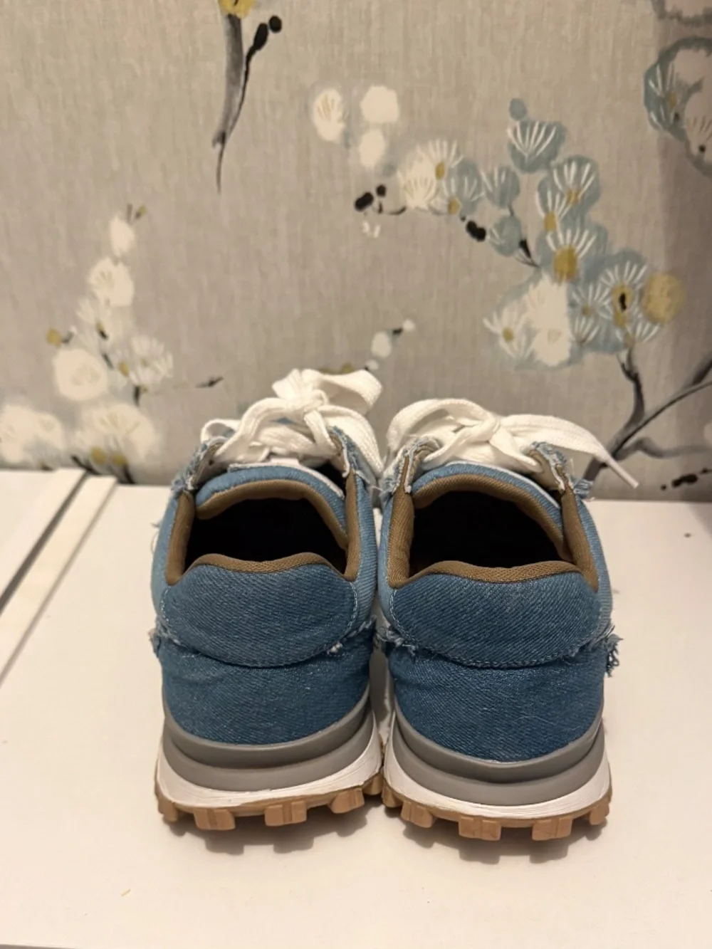 Denim sneakers - Picture 2 of 5